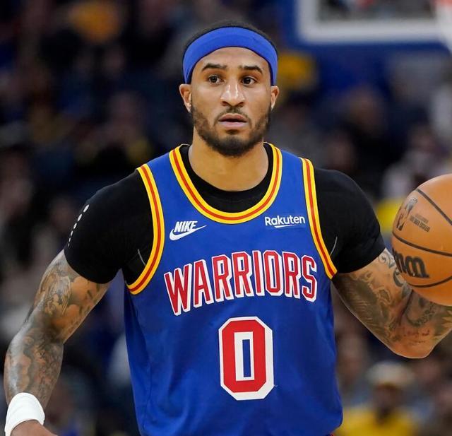 加油助威的 加油助威的