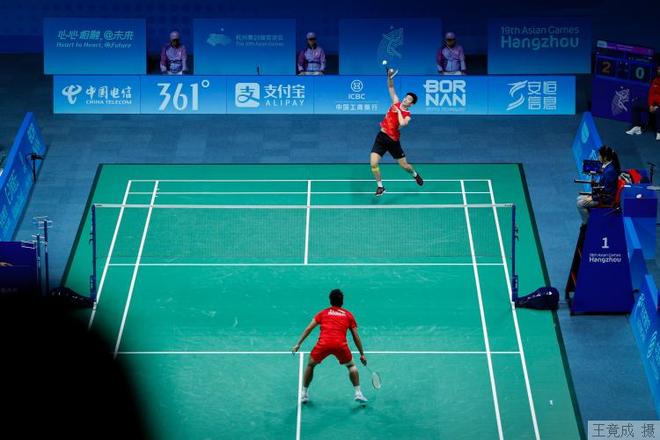 排在替补席 排在替补席